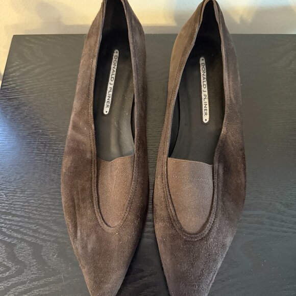 Donald J. Pliner Brown Suede and Elastic Flats - Women's Size 8